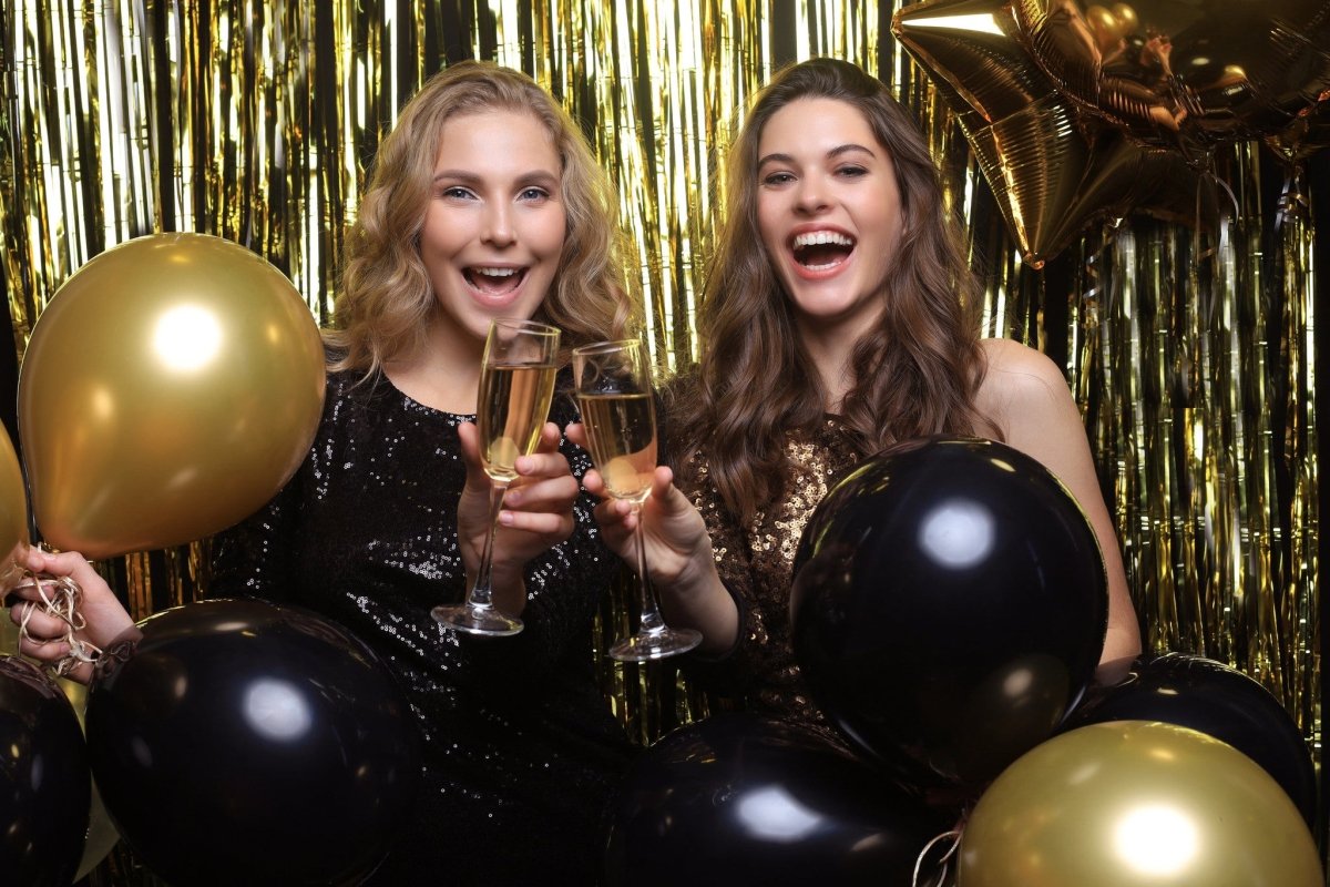 Inspiratie tips voor jouw oud en nieuw outfit - Partywinkel