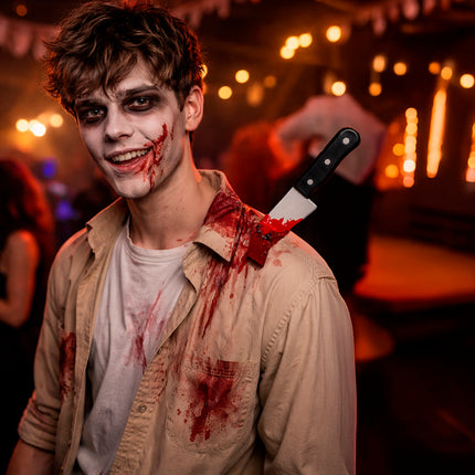 Halloween Nep Mes In Schouder