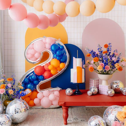 2 Jaar Ballon Frame Zilver 1,26m van Partydeco koop je bij Partywinkel