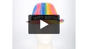 Hoed Rainbow 'Happy birthday'