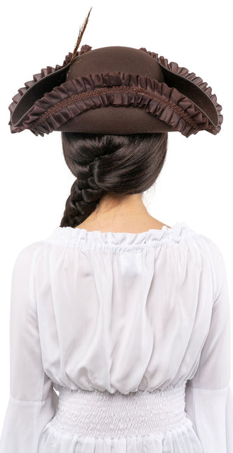 Driespits O'Malley, Bruin