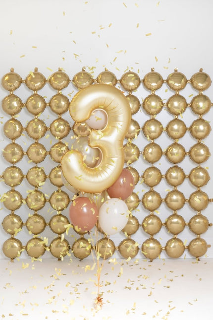 3 Jaar Cijfer Ballon Goud Satijn Folie Leeg 86cm van Partydeco koop je bij Partywinkel