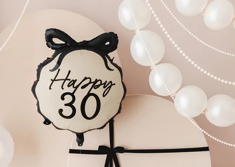 30 Jaar Helium Ballon Zwart Wit 53cm van Partydeco koop je bij Partywinkel