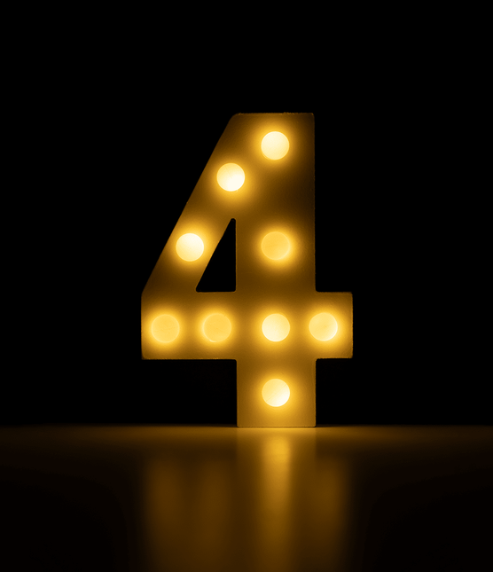 4 Licht Cijfer 16,5cm van Paper Dreams koop je bij Partywinkel