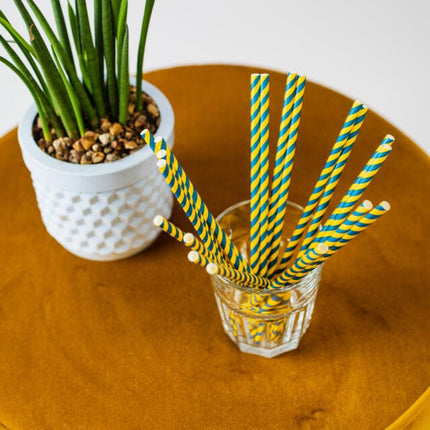 Blauw Gele Rietjes Karton 20st van WeFiesta koop je bij Partywinkel