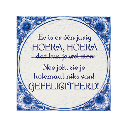 Delftsblauw Tegel Er Is Er Één Jarig 15cm van Paper Dreams koop je bij Partywinkel