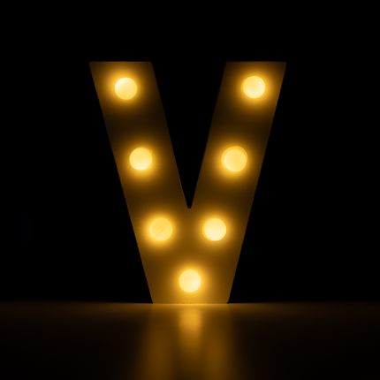 V Licht Letter 16,5cm