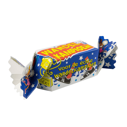 Geschenkdoosje Wandelkampioen 26cm van Paper Dreams koop je bij Partywinkel