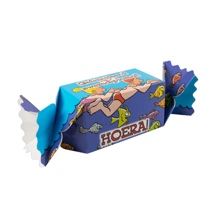 Geschenkdoosje Zwemdiploma 26cm van Paper Dreams koop je bij Partywinkel