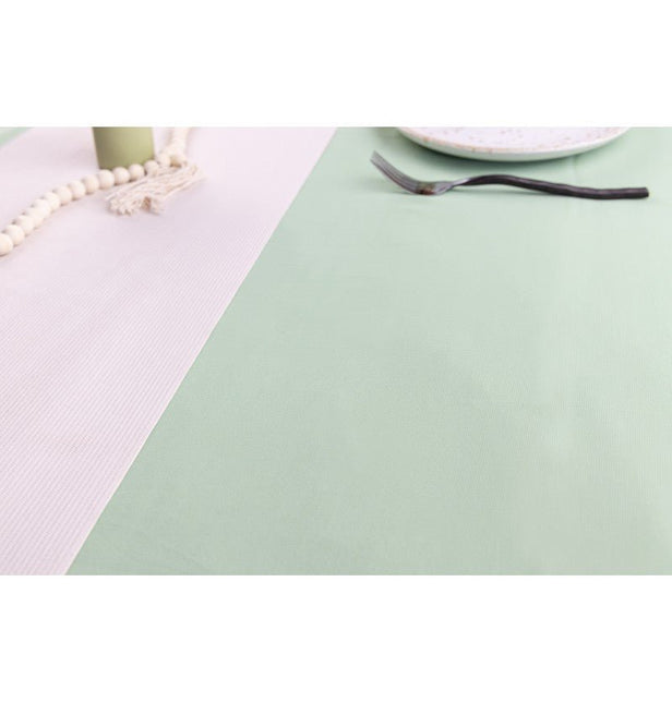 Groene Tafelkleed 2,4m van CHAKS koop je bij Partywinkel