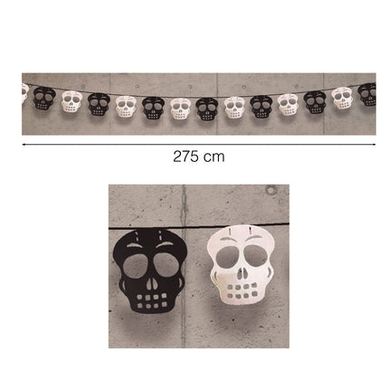 Halloween Vlaggenlijn Doodshoofden Zwart Zilver 2,75m van Fiestas Guirca koop je bij Partywinkel