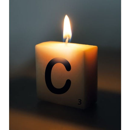 Letter Kaarsje C 4cm van Paper Dreams koop je bij Partywinkel