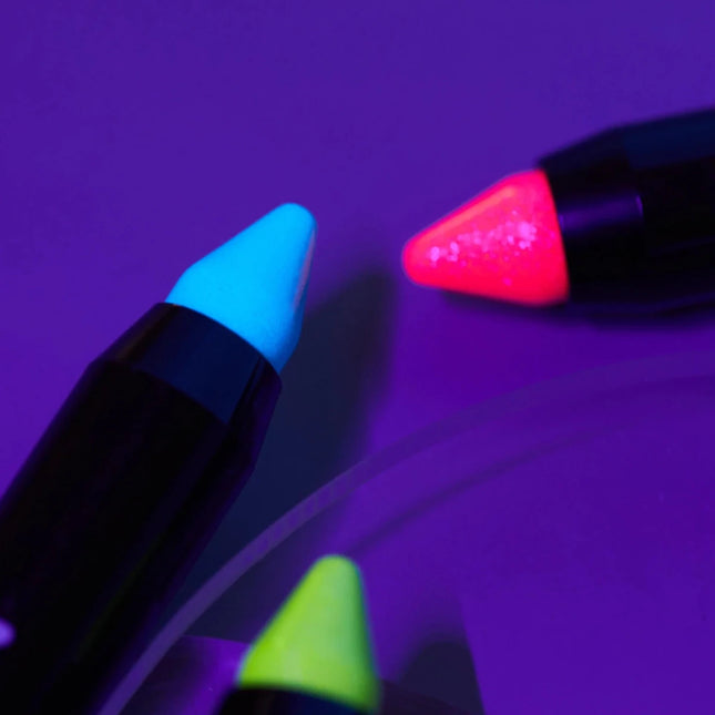 Moon Glow Neon UV Glitter Body Crayons Yellow 3.2g van Moon Creations koop je bij Partywinkel