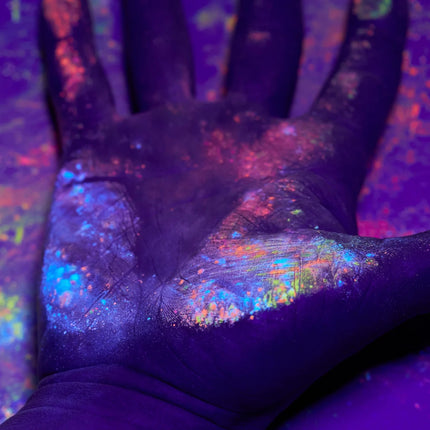 Moon Glow Neon UV Pigment Shakers White 5g van Moon Creations koop je bij Partywinkel