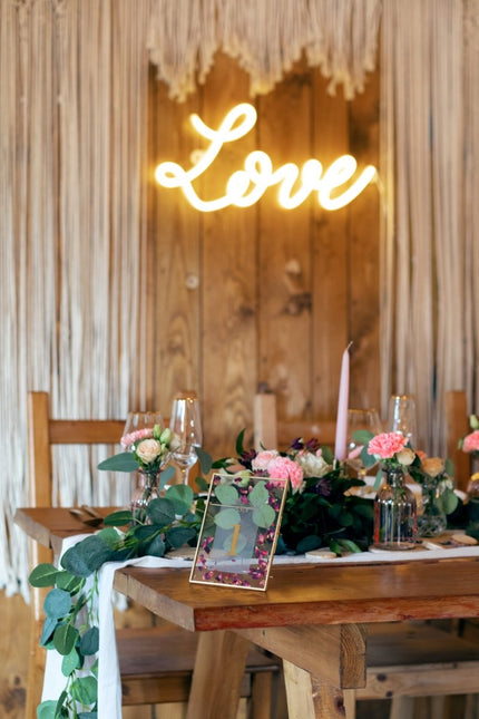 Love Neon Lamp 61cm van Partydeco koop je bij Partywinkel