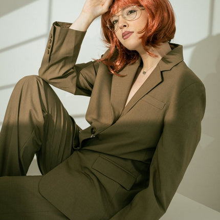 Oranje Pruik Bob Met Een Pony van Partydeco koop je bij Partywinkel