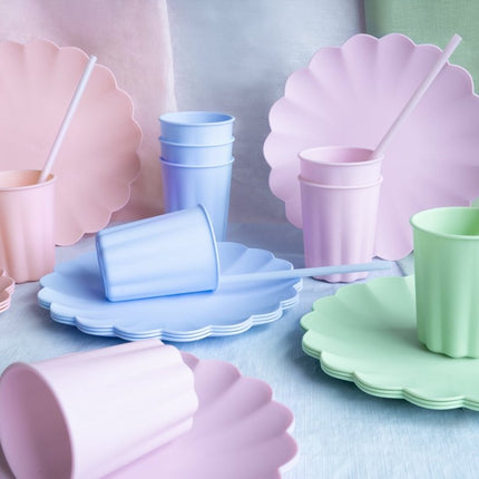 Paars Borden 22cm 4st van Partydeco koop je bij Partywinkel