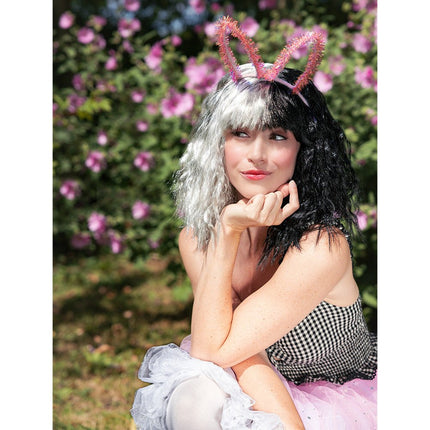 Pruik Amara van Boland koop je bij Partywinkel