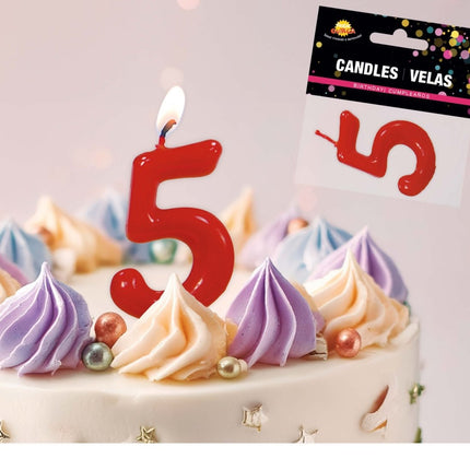 Rode Kaars 5 Jaar 5,5cm van Fiestas Guirca koop je bij Partywinkel