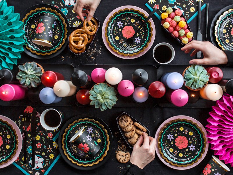 Stompkaars Wit 12cm 6st van Partydeco koop je bij Partywinkel