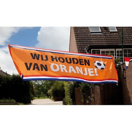 Vlag Wij Houden Van Oranje 2,2m van Boland koop je bij Partywinkel