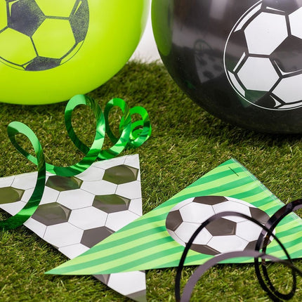 Voetbal Slinger 10m van Paper Dreams koop je bij Partywinkel