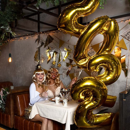 Witte Happy New Year Servetten 33cm 20st van Boland koop je bij Partywinkel