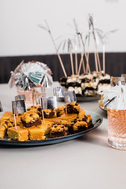 Zilveren Cocktailprikkers 50st van WeFiesta koop je bij Partywinkel