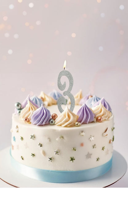Zilveren Kaars 3 Jaar Glitter 12,5cm van Fiestas Guirca koop je bij Partywinkel