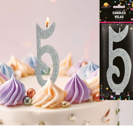 Zilveren Kaars 5 Jaar Glitter 12,5cm van Fiestas Guirca koop je bij Partywinkel