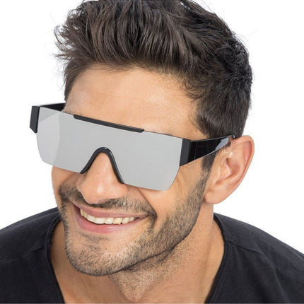 Zilveren Spiegel Effect Bril – 15 cm x 15 cm x 5,2 cm van CHAKS koop je bij Partywinkel