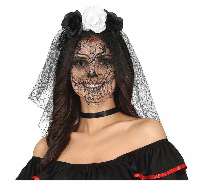 Zwart Witte Haarband Met Sluier van Fiestas Guirca koop je bij Partywinkel