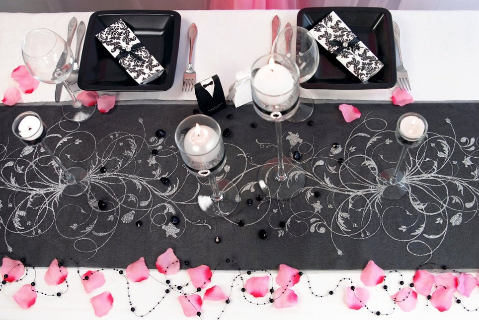 Zwarte Organza Stof Zilveren Bloemen 36cm 9m van Partydeco koop je bij Partywinkel