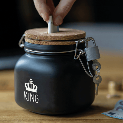 Zwarte Spaarpot King 12,5cm van Paper Dreams koop je bij Partywinkel